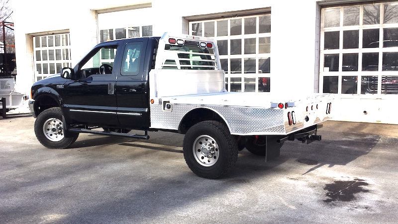 CUSTOM ALUMINUM FLATBED BODIES